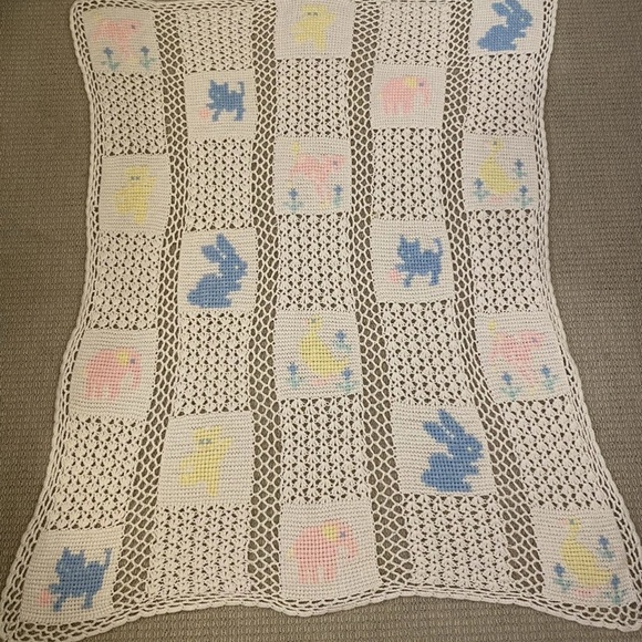 Other - Crochet Baby Blanket with Animal Patterns 56x46